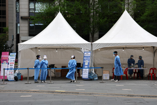 지난 24일 청계광장 검사소의 모습. <연합뉴스>